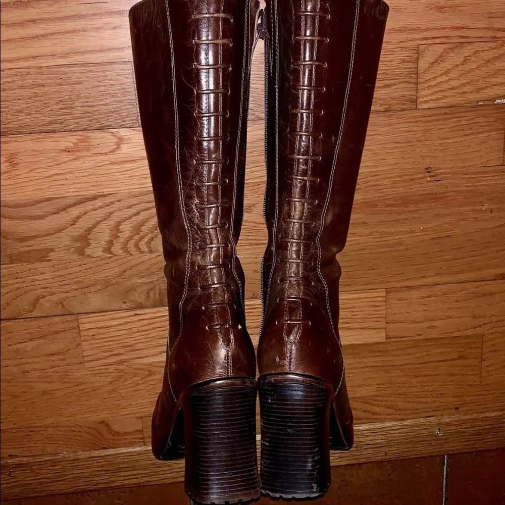 ❌SOLD❌ Steve Madden Leather Heeled Campus Boots - Picture 2 of 8